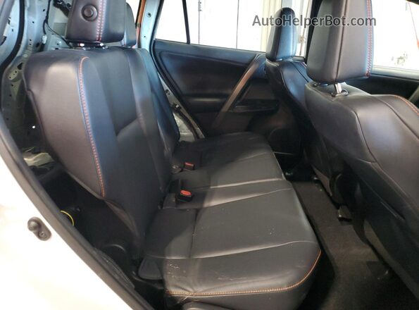 2T3JFREV9HW651386 2017 TOYOTA RAV White 