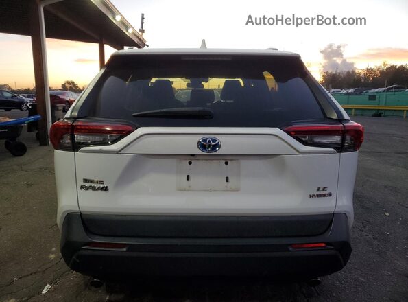 2T3LWRFV2LW092036 2020 TOYOTA LE White Вид ззаду