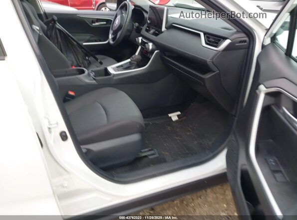 2T3P1RFV0PC353736 2023 TOYOTA LE White Вид салону спереду