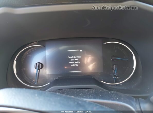 2T3RWRFV1RW251776 2024 TOYOTA LE Черный Вид задних сидений