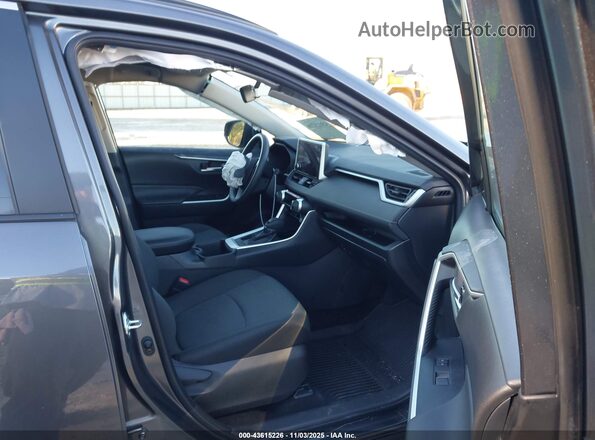 2T3W1RFV1RC301837 2024 TOYOTA LE Gray წინა სალონის ხედი
