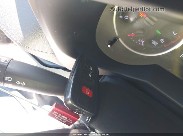 2T3W1RFV5NC185892 2022 TOYOTA LE Серый Вид панели приборов