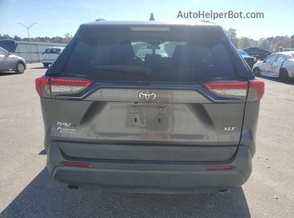 2T3W1RFV9KW011222 2019 TOYOTA LE Gray Вид ззаду