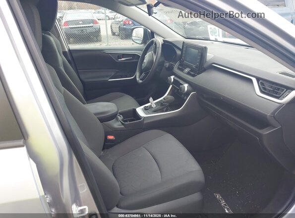 2T3W1RFVXNC183569 2022 TOYOTA LE Gray წინა სალონის ხედი