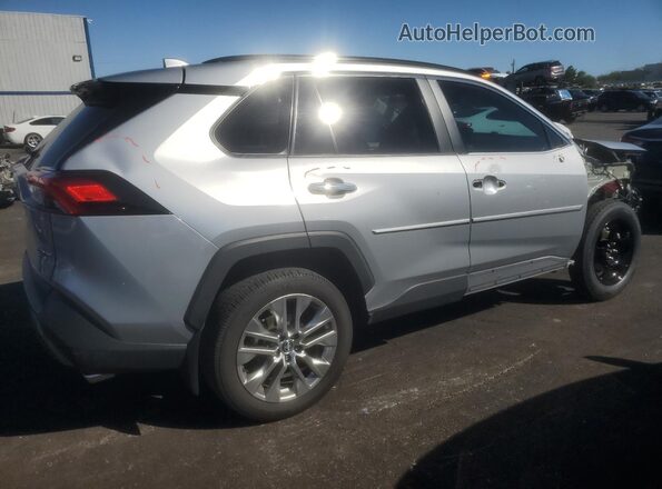 2T3Y1RFV5SW374285 2025 TOYOTA LIMITED Silver Tył prawy