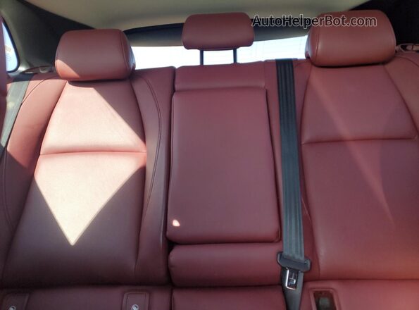 3MVDMBCM8RM651370 2024 MAZDA CX30 Gray Widok wnętrza z tyłu