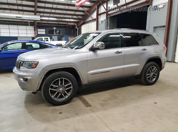 1C4RJEBG3HC933820 2017 JEEP GRAND CHER Silver Trasero izquierdo