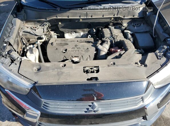 JA4AP3AU5HZ046573 2017 MITSUBISHI OUTLANDER Black Widok naklejki z numerem VIN