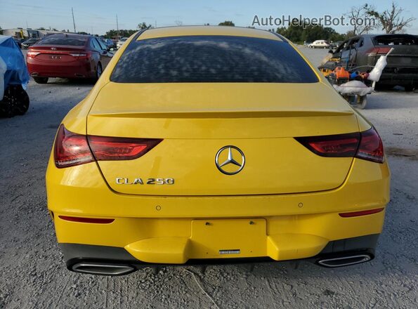 WDD5J4GB7LN068794 2020 MERCEDES-BENZ CLA-CLASS Желтый Вид салона спереди
