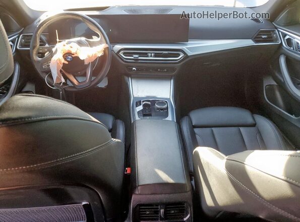 WBA63AV02RFR94920 2024 BMW 4 SERIES Gray Vista del cuadro de instrumentos