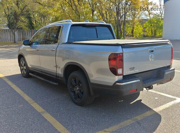 5FPYK3F78JB006769 2018 HONDA RIDGELINE Silver Передня права чверть