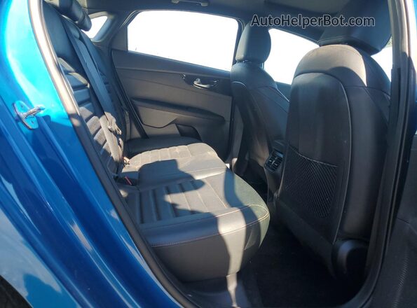 3KPF44AC6NE434632 2022 KIA FORTE Blue Rear interior view