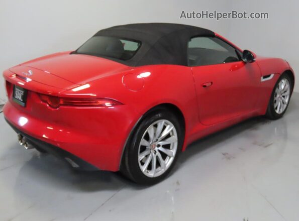 SAJWA6ET7H8K36740 2017 JAGUAR F-TYPE Красный Передняя правая четверть