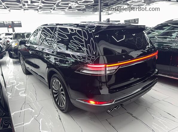 5LM5J7WC7RGL00595 2024 LINCOLN AVIATOR Black Przód prawy