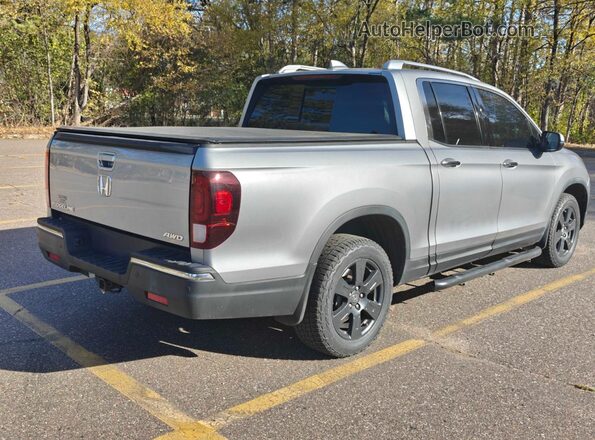 5FPYK3F78JB006769 2018 HONDA RIDGELINE Silver Вид спереду