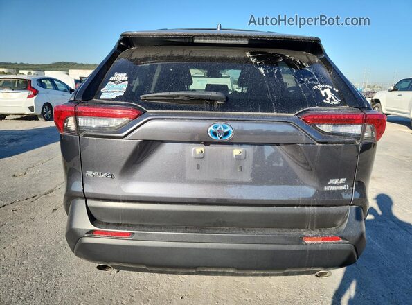 JTMB6RFV5PD085130 2023 TOYOTA LE Gray Вид ззаду