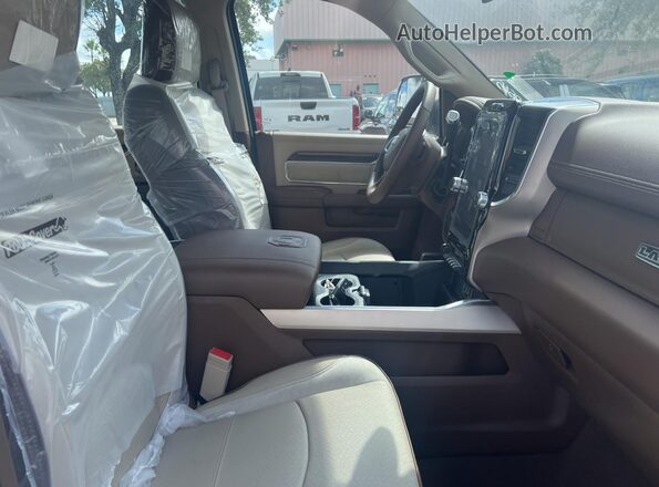 3C63R3EL6NG363565 2022 RAM 3500 White Widok z tyłu