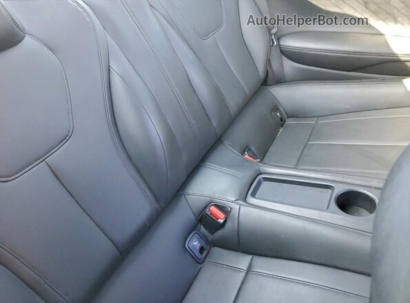 JN1EV7EL7HM553867 2017 INFINITI Q60 Gray Vista interior trasera