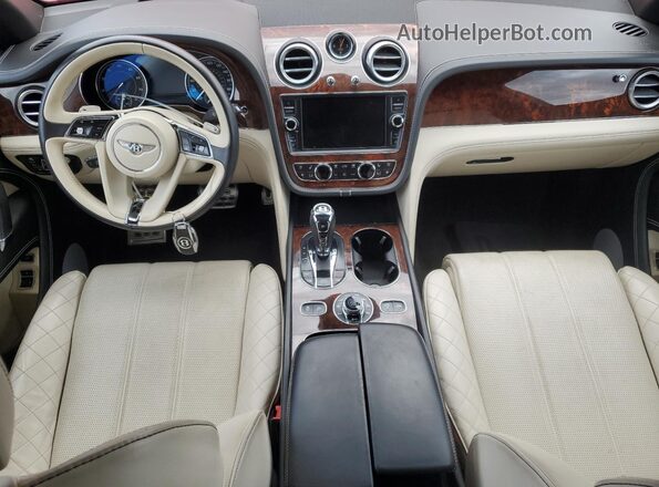 SJAAC2ZV1HC014037 2017 BENTLEY BENTAYGA Red Widok zestawu wskaźników