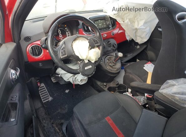 3C3CFFFH4HT594316 2017 FIAT 500 Красный Вид панели приборов