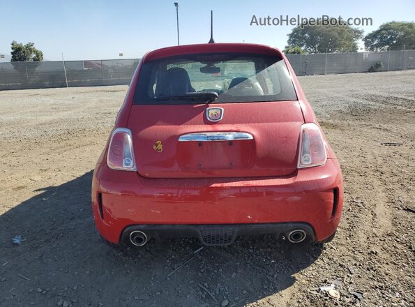 3C3CFFFH4HT594316 2017 FIAT 500 Красный Вид сзади