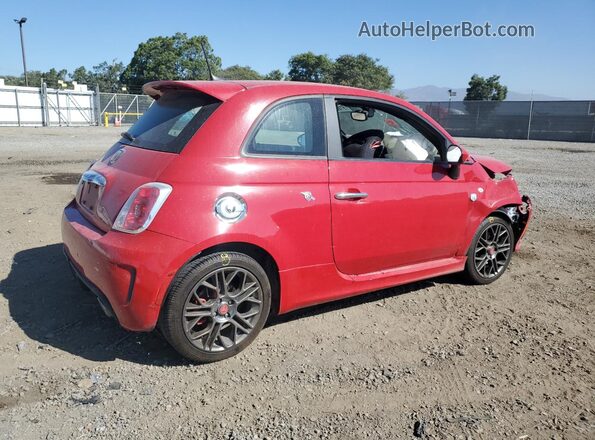3C3CFFFH4HT594316 2017 FIAT 500 Красный Задняя правая четверть