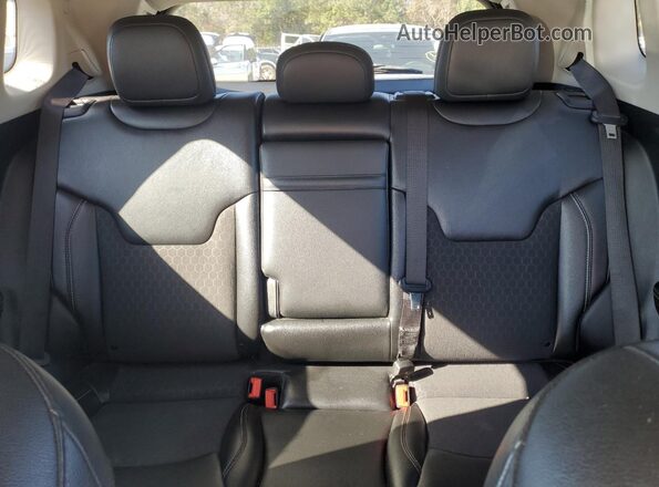 3C4NJCBB1LT130413 2020 JEEP COMPASS Red Вид задніх сидінь