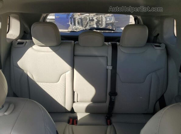 3C4NJCBB3NT176327 2022 JEEP COMPASS Silver Widok tylnych siedzeń