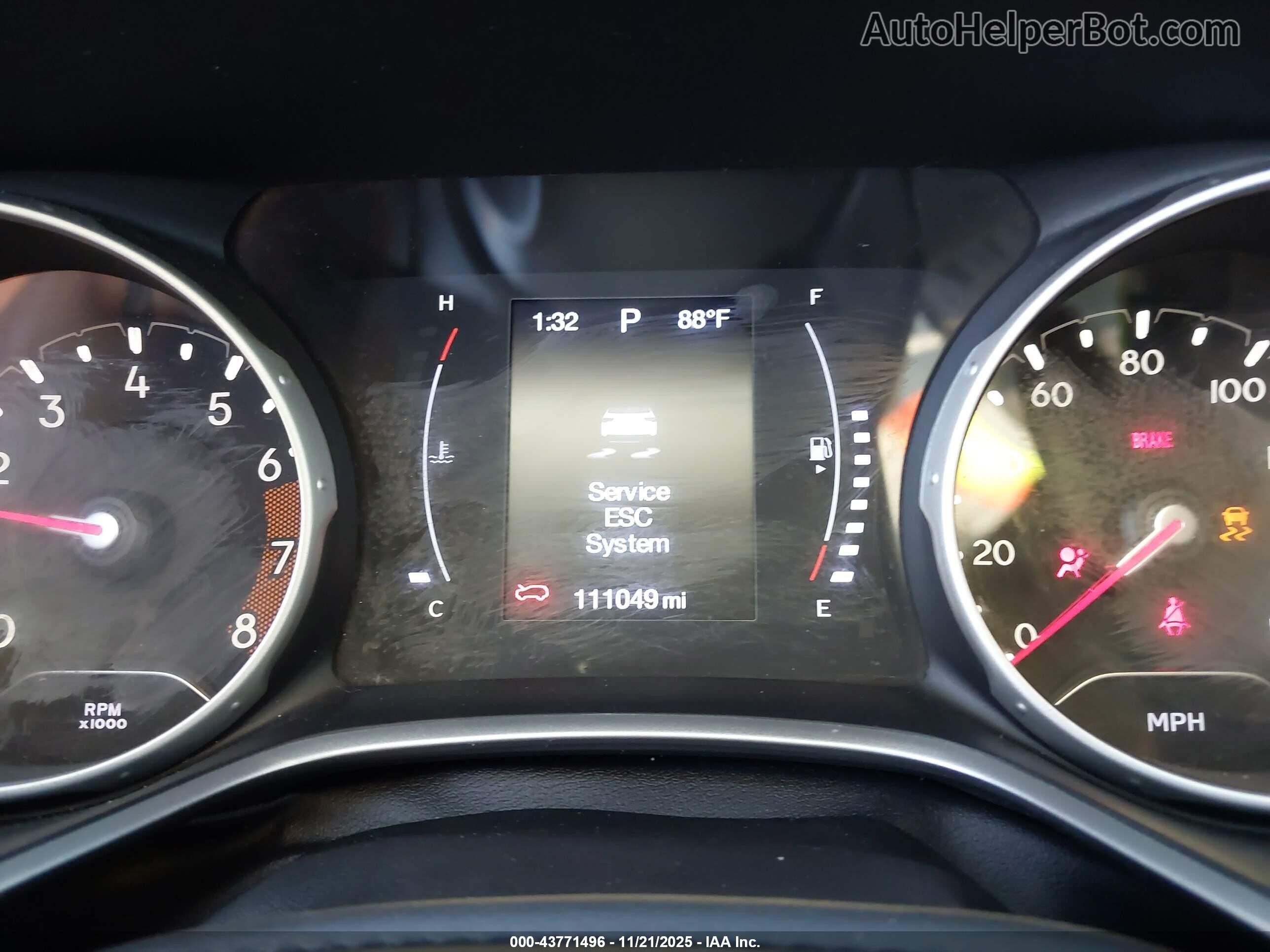 Price & History 2019 Jeep Compass Altitude Fwd 2.4l I-4 Vvt, 180hp vin ...