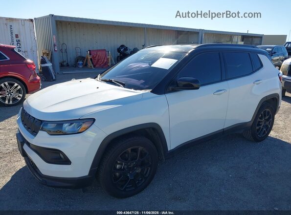 3C4NJCBB5NT198166 2022 JEEP COMPASS White Przód lewy