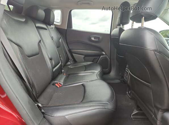 3C4NJCBBXLT257161 2020 JEEP COMPASS Maroon Հետևի նստատեղերի տեսք