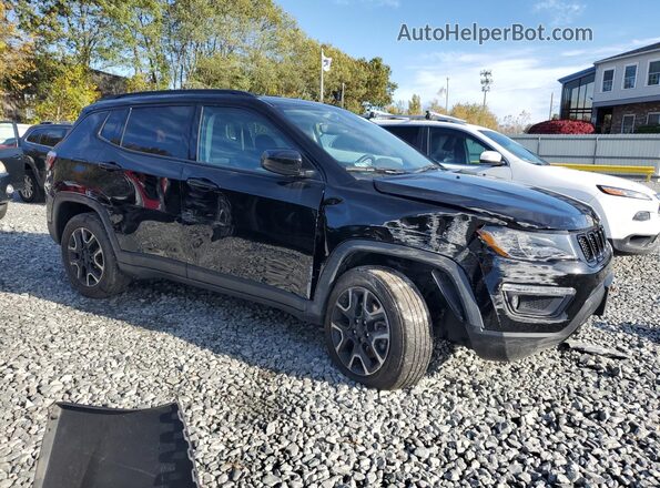 3C4NJDAB9LT210033 2020 JEEP COMPASS Black Przód prawy