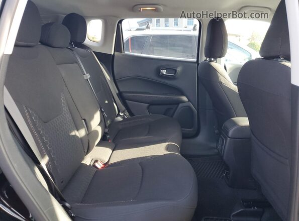 3C4NJDAB9LT210033 2020 JEEP COMPASS Black Widok wnętrza z tyłu