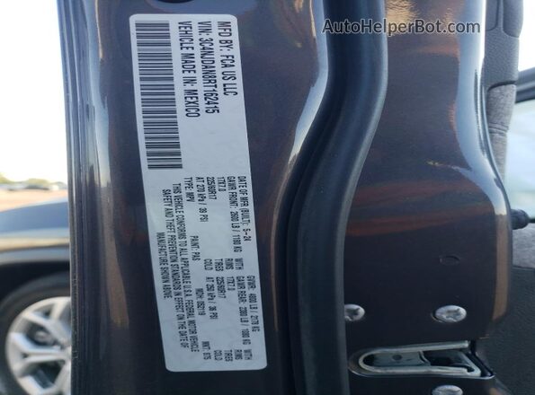 3C4NJDAN8RT162415 2024 JEEP COMPASS Gray Widok komory silnika