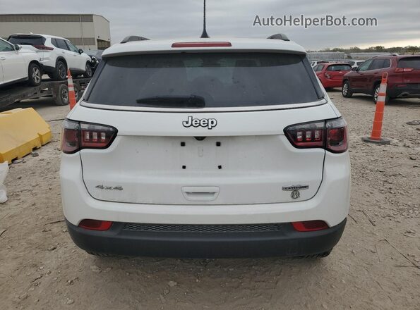 3C4NJDBB1NT165722 2022 JEEP COMPASS White Вид ззаду
