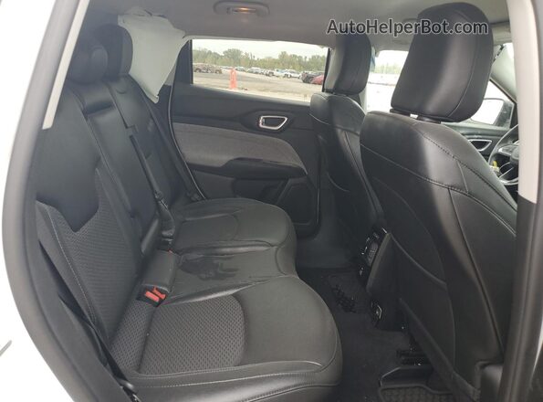 3C4NJDBB1NT165722 2022 JEEP COMPASS White Вид задніх сидінь