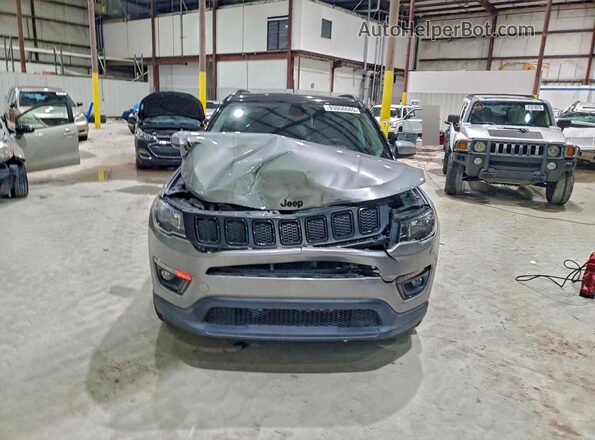 3C4NJDBB5LT109084 2020 JEEP COMPASS Silver Вид спереду