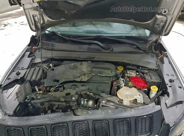 3C4NJDBB5LT109084 2020 JEEP COMPASS Silver Вид підкапотного простору