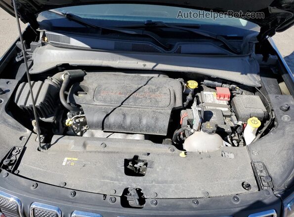 3C4NJDBB6NT217572 2022 JEEP COMPASS Black Շարժիչի բաժամունքի տեսք