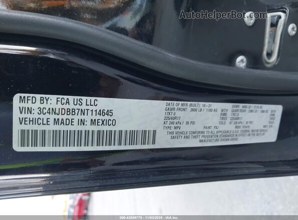 3C4NJDBB7NT114645 2022 JEEP COMPASS Black ძრავის განყოფილების ხედი