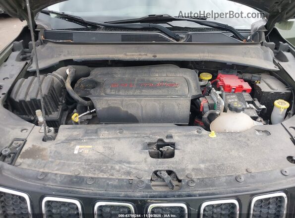 3C4NJDBB8KT740894 2019 JEEP COMPASS Зеленый Вид сзади