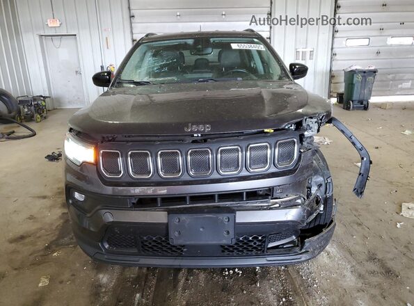3C4NJDBBXNT208602 2022 JEEP COMPASS Gray Front view