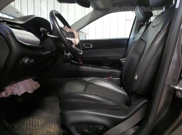 3C4NJDBBXNT208602 2022 JEEP COMPASS Gray Front interior view