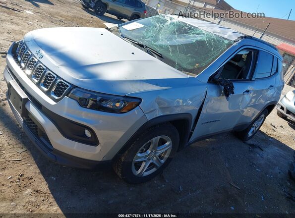 3C4NJDBN5RT112229 2024 JEEP COMPASS Silver Przód lewy