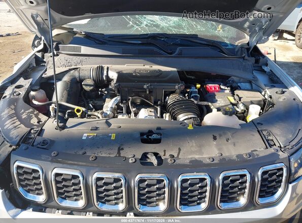 3C4NJDBN5RT112229 2024 JEEP COMPASS Silver Widok z tyłu