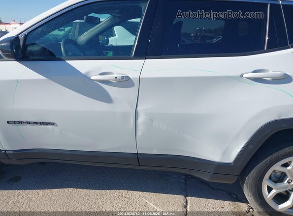 3C4NJDBN5RT117317 2024 JEEP COMPASS White Вид спереду