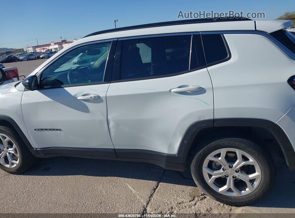 3C4NJDBN5RT117317 2024 JEEP COMPASS White Панорамний вид салону 360°