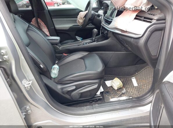 3C4NJDBN7PT527453 2023 JEEP COMPASS Silver Widok wnętrza z przodu