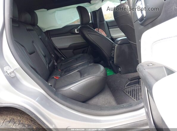 3C4NJDBN7PT527453 2023 JEEP COMPASS Silver Widok naklejki z numerem VIN