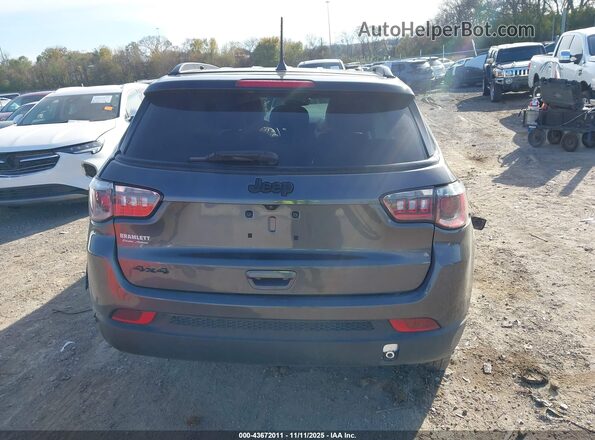 3C4NJDBN9RT592873 2024 JEEP COMPASS Gray 